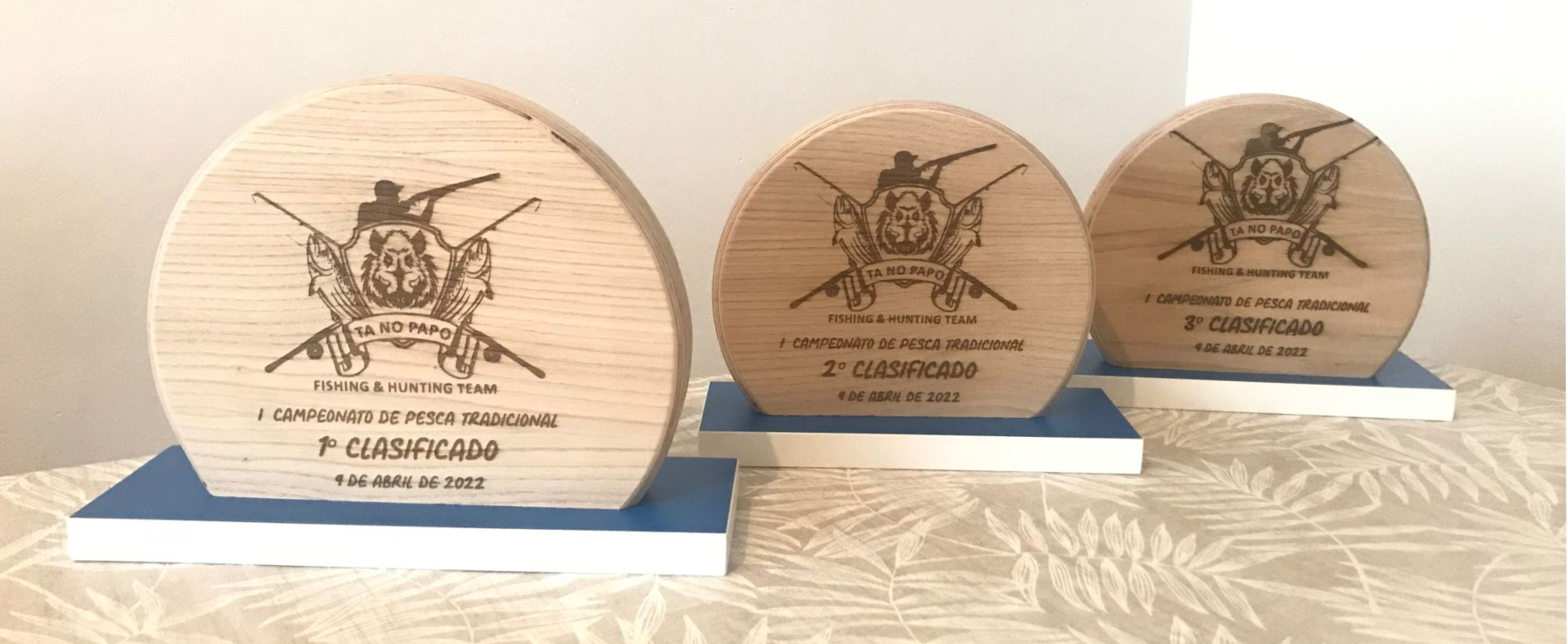 premios campeonato de pesca tradicional de madera tallados